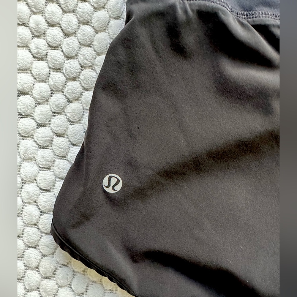 Lululemon Side Scrunch Shorts Size Small